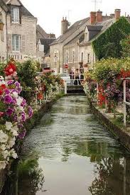 Explore The Little Town Of Beaugency In Loire Valley France Places To Travel Beautiful Places Places To Go