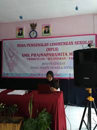 20 juli 2020), kegiatan masa pengenalan lingkungan sekolah (mpls) dengan tema kenali budaya industri berwawasan aswaja tanpa mengenal ruang dan waktu dilaksanakan secara tatap muka 1 hari online 2 hari sesuai dengan juknis dari kementrian dinas pendidikan dan kebudayan, dan dinas provinsi jawa tengah , hal tersebut dikarenakan masih … Materi Narkoba Dan Generasi Penerus Bangsa Di Mpls Smk Prajnaparamita Malang Smk Prajnaparamita Malang Paramita Vocational School Pvs
