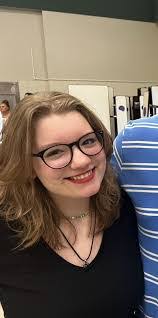 Chloe Roach's Instagram, Twitter & Facebook