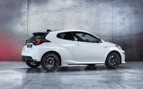 Litchfield is tuning the toyota gr yaris to 300bhp+. Herunterladen Hintergrundbild Toyota Gr Yaris 2021 Aussen Ansicht Von Hinten Schragheck Neue Weisse Yaris Yaris Tuning Japanische Autos Toyota Fur Desktop Kostenlos Hintergrundbilder Fur Ihren Desktop Kostenlos