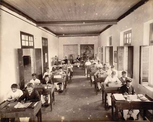 Various Photographs of Times of India Newspaper Office, Employees and Buildings in Bombay (Mumbai), Taken on the Occasion of the Diamond Jubilee in November 1898 - Old Indian Photos