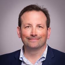 Shawn Sisson's Instagram, Twitter & Facebook