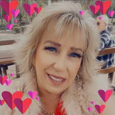 Experienced horse breaker near South Maclean?