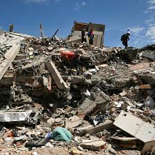 Colômbia continua removendo escombros do terremoto, com pouca esperança de ter sobreviventes