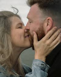 A perfect day at the stunning Mira falls. Our camera batteries were almost  dead. But in 20 minutes we managed to take a few shots that i want to share  with you #