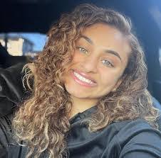 Ines Schmitt's Instagram, Twitter & Facebook