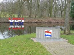 Zoals je gewend bent vind je hier het beste vuurwerk. Where Is Freedom Memorial Oud Beijerland Oud Beijerland Tracesofwar Com