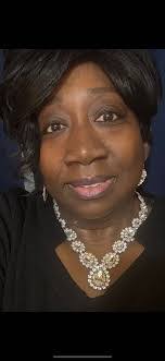 Felicia Sledge's Instagram, Twitter & Facebook