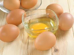Egg white peel of mask this mask help in remove facial hair , wrinkles and white heads from face.this is. 10 Amazing Ways In Which Eggs Benefit Your Skin Hair Boldsky Com