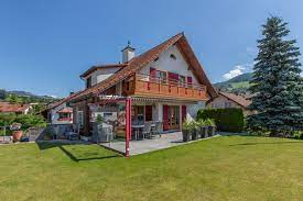 Immobilien sind für uns weitaus mehr als nur eine ware. Referenzen Fuchs Immobilien Fuchs Immobilien