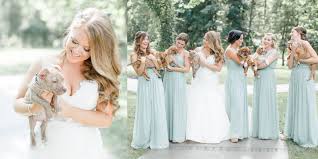Aheinz57 pet rescue and transport was on hand to introduce guests to all the pets who couldn't make it to the ceremony. This Bridal Party Held Rescue Delicious Puppies Instead Of Bouquets