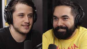 Autor independiente, host de creativo y cosas. Roberto Martinez Una Mente Brillante Creativa Y Joven