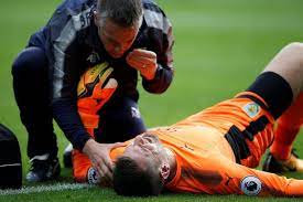 Thomas david heaton (born 15 april 1986) is an english professional footballer who plays as a goalkeeper for premier league club aston villa and the england national team. Tom Heaton Opens Up On World Cup Injury Heartache And His Burnley Future After Losing No 1 Spot Mirror Online