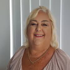 Happy birthday to the Queen "C," herself. Kelly Clarkson!