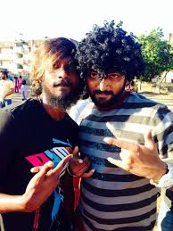 Kalaiyarasan On Twitter With Hari Johny During Shooting Http T Co D1jlrwlfdg A portrayal of the lives of the people living in north madras, focusing on the politics inside the slums and how their plight remains the same, despite the political class luring them constantly during. twitter