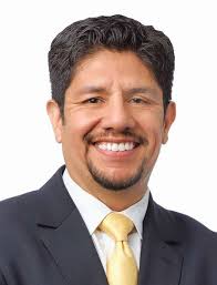 Allen Arevalo's Instagram, Twitter & Facebook