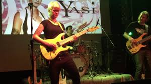 Le pen expected to win 1st round of election, chances of macron, fillon increase. Yasi Hofer Live Music Hall Weiher 10 03 2017 Flying High 10 Youtube