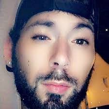 Justin Bertram's Instagram, Twitter & Facebook