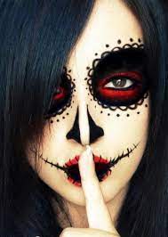 Petits Points Autour Des Yeux Halloween Makeup Sugar Skull Sugar Skull Makeup Skull Makeup