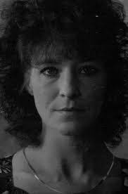 Carrie Barnes's Instagram, Twitter & Facebook