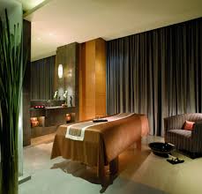 Sofa minimalis sesuai dengan namanya maka desain ataupun modelnya. Luxury Spa Hotel Jakarta The Ritz Carlton Jakarta Pacific Place