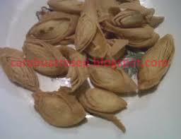Kali ini aku mau berbagi resep cara membuat keripik ubi renyah , caranya gampang banget, bisa jadi peluang usaha lho. Cara Membuat Keripik Malaysia Gurih Resep Masakan Indonesia