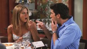 May 27, 2021 · it only took one false start due to a pandemic, and a reported $2.5 million each, but hbo max finally got jennifer aniston, courteney cox, lisa kudrow, matt leblanc, matthew perry, and david. Jennifer Aniston E David Schwimmer La Star Pubblica Un Misterioso Tweet