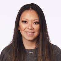 Jennifer Lenard's Instagram, Twitter & Facebook