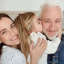 Flor Suárez se afianza como autora de cuentos infantiles inspirada en su  hija Helena Kusnetzoff