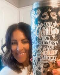 Kelley Lyle's Instagram, Twitter & Facebook