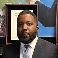 Andre Burks's Instagram, Twitter & Facebook