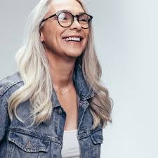 Elena Johnston's Instagram, Twitter & Facebook