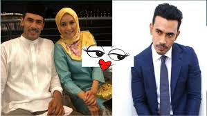 Bagaimanapun, entri remy ishak, 39, kelmarin nyata menimbulkan tanda tanya peminat apabila pelakon drama 'pujaan hati kanda' itu dilihat membuat majlis kejutan hari jadi buat bekas tunangnya, ezza yusof, 38, yang merupakan seorang ahli perniagaan. Ezza Yusof Ig