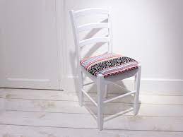 Fiche technique assise et dossier mousse polyuréthane 24kg/m assise sur planche recouvrement tissu 100. Comment Recouvrir L Assise D Une Chaise