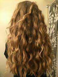 Laylafloraaa P I N T E R E S T Cassidy Shank Blonde Hair Looks Hair Styles Curly Hair Styles