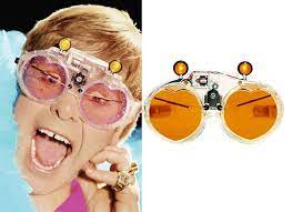 Most people only treat windshield wipers as an after thought. Windshield Wiper Glasses Go Elton Glasses Round Sunglasses Round Sunglass Women