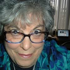 Alexis Barham's Instagram, Twitter & Facebook