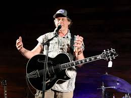 Great White Buffalo (Live) - Youtube