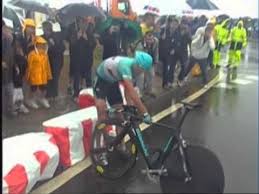 Armstrong destroyed jan ullrich with more than a minute. Time Trial Crash 2003 Tdf Youtube