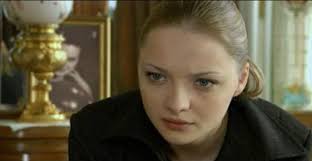 Она живет у своей учительницы, выдающейся. Verbnoe Voskresene 2009 Aktery I Roli Ekaterina Vilkova Rossijskie Serialy Kino Teatr Ru