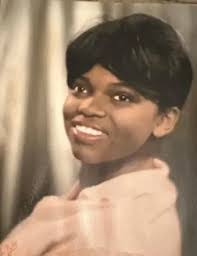 Mary Francis's Instagram, Twitter & Facebook