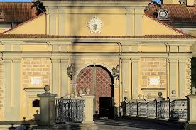 Elle a des frontières avec la russie, l'ukraine, la pologne, la lituanie et la lettonie. Chateau Bielorussie Tourisme Batiment Forteresse Architecture Ciel Voyage Les Shults La Tour Palais Pikist