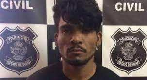 Lazaro is known for mass murder and long police chase. Jovem Do Maranhao Enaltece Lazaro Barbosa O Serial Killer De Brasilia Reage A Policia E E Morto