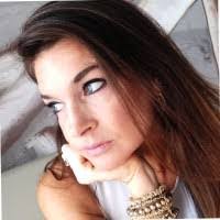 Julie Clevenger's Instagram, Twitter & Facebook