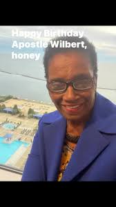 Dr Gloria Holden-Scott