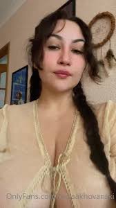 louisakhovanski erome - BitchLeaks