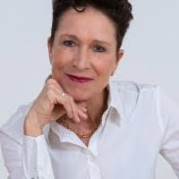 Judith Scholl's Instagram, Twitter & Facebook