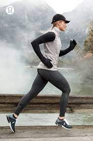 Insulated Water Resistant And Thermoregulating Winter Run Gear For Your Toughest Training Lululemon Winter Running Outfit Running Clothes Sport Outfits