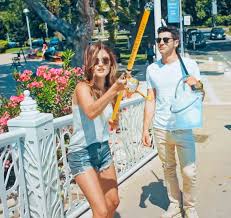 Fall In Love With The Person Who Enjoys Your Madness Not An Idiot Who Forces You To Be Normal Pin On Hayat Murat