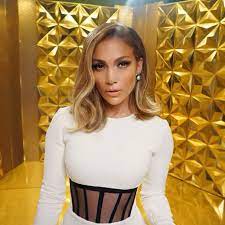 Hair has such a big part of the storytelling, appleton shared with vogue when speaking on the looks. Jennifer Lopez Debuted A New Long Bob Haircut At A Photocall For Her Upcoming Film Hustlers Ge Jennifer Lopez Short Hair Jennifer Lopez Hair Jlo Short Hair